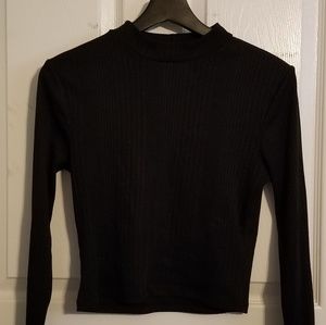 black crop top long sleeves